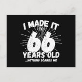 面白い66歳の誕生日名言 皮肉な66歳 ポストカード (正面)