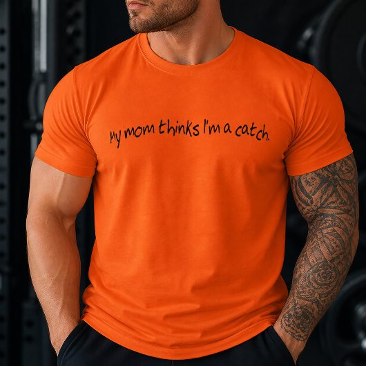 面白い お母さんは僕のことが好きだと思います Tシャツ