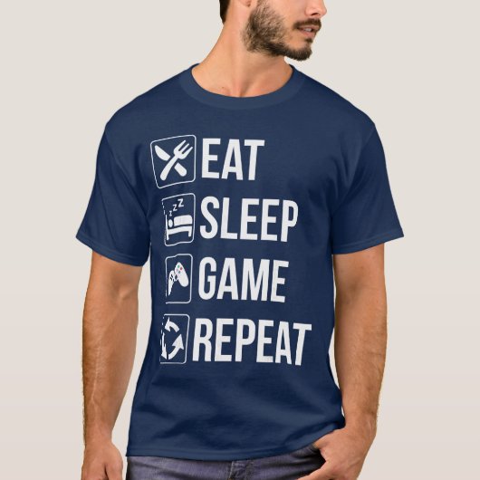 面白い ゲームに食べて寝るを繰り返す ゲーマー ゲーム好き Tシャツ (正面)