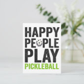 面白い ハッピーな人々はピックルボール ディンク スポーツ ギフトをプレイする ポストカード (スタンド正面)