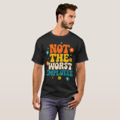 面白い 最悪ではない従業員 グルーヴィー サーカスティック Tシャツ (正面フル)
