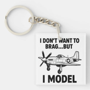 面白い「私は自慢したいわけではない…でも私は模型を作る」P-51ムスタング飛行機モデル キーホルダー