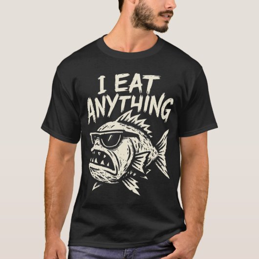 面白い 頑固な魚 お父さん 何でも食べる フィッシング ユーモア Tシャツ (正面)