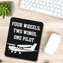 面白い「4 Wheels 2 Wings One Pilot」&クールなセスナ マウスパッド
