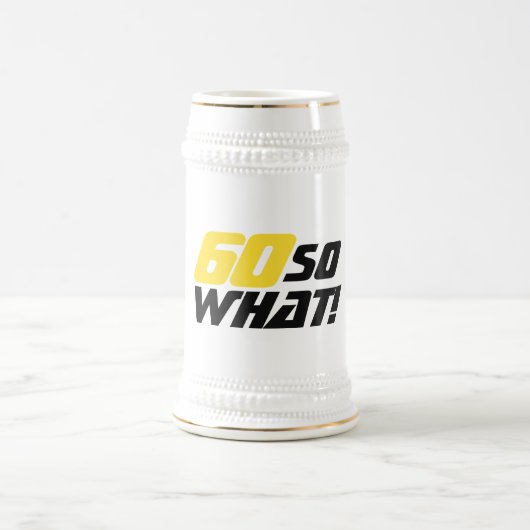 面白い 60 何だって Typography 60歳の誕生日 ビールジョッキ (中央)
