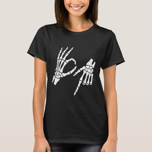 面白い 67 六 七 ミーム ハロウィン スケルトンの手 Tシャツ (正面)