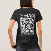 面白いQRスキャンして!面白い後悔ジョーク Tシャツ (裏面)