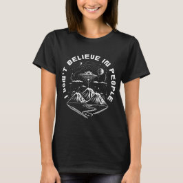 面白いUFOエイリアン信者引用 Tシャツ