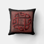革のえんじ色のケルト結び目模様 クッション (裏面)