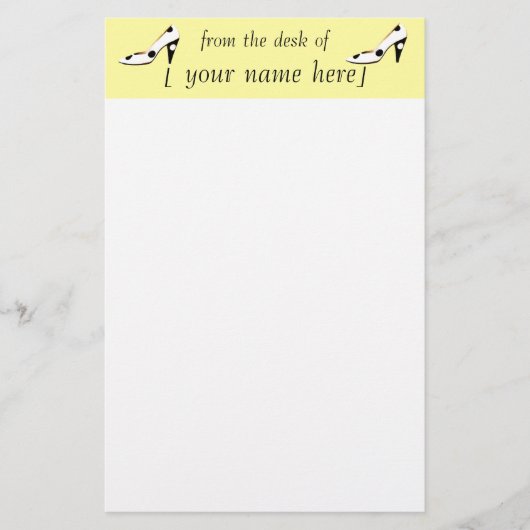 靴の恋人のかわいい文房具のデザインの黄色 便箋 (正面)