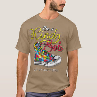 靴を履いただけで自閉症カラフルの意識が低くなる Tシャツ