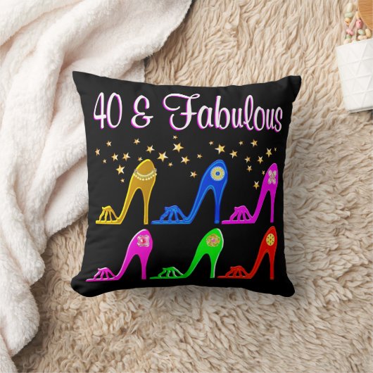 靴を愛する40歳 クッション (ブランケット)