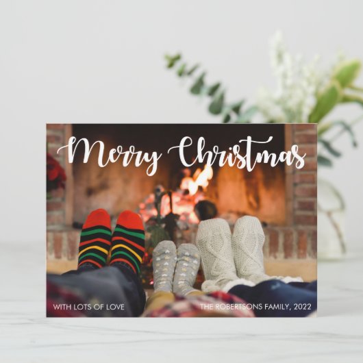 靴下を持つ家族メリークリスマスフォトカード シーズンカード (スタンド正面)