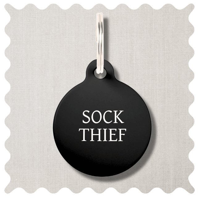 靴下泥棒モダンブラックカスタムペット用名札 ペット　ネームタグ (Cute Sock Thief Modern Black Dog ID Tag)