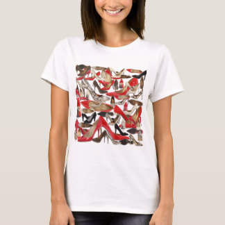 靴 Tシャツ