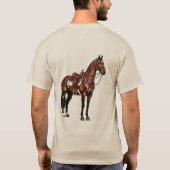 鞍を付けた茶色の馬 Tシャツ (裏面)