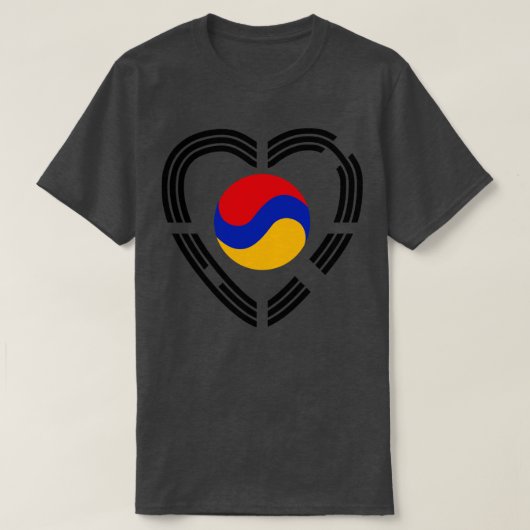 韓国アルメニア多国籍愛国国旗のハート Tシャツ (デザイン正面)