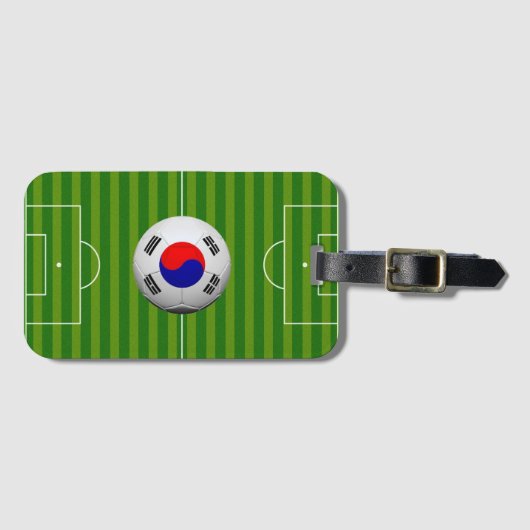 韓国国旗のボールを持つサッカー場 ラゲッジタグ (正面横)