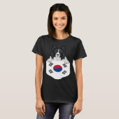 韓国国旗縁どコリードッグのポケット Tシャツ (正面フル)
