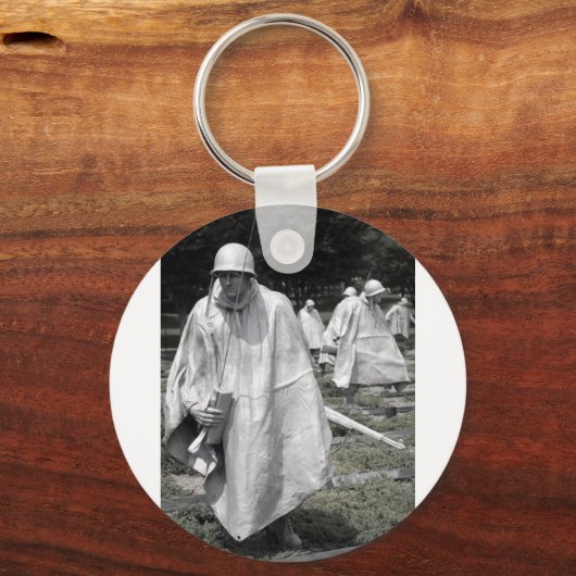 韓国戦争記念碑退役軍人の状態 キーホルダー (正面)