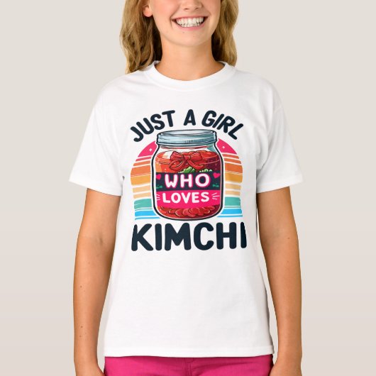 韓国料理：キムチが大好きな女の子 Tシャツ (正面)