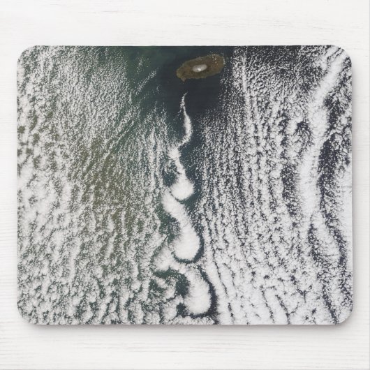 韓国・チェジュ・ドーの雲渦 マウスパッド (正面)