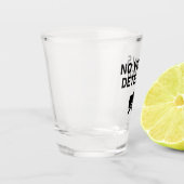 音声が検出されないオミニマルーディオデザイン ショットグラス (左)