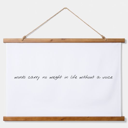 音声木材の上に壁のタペストリーなしで 吊り下げ型タペストリー (正面)