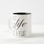 音楽がなければ、人生は平らなTシャツになる ツートーンマグカップ (正面左)