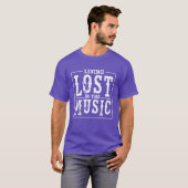 音楽に没頭するミュージックプロデューサー少年 Tシャツ (正面フル)
