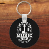 音楽の低音感じのギタープレーヤーを聞く キーホルダー (正面)
