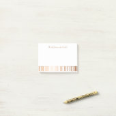 音楽の先生のピアニストの金ゴールドのグランドピアノの鍵 ポストイット (デスク上)