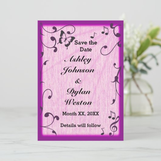 音楽の蝶がピンクとパープルの木のウェディングを飾る セーブザデート (スタンド正面)