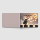 音楽の音符と共に柵に止まる鳥の追悼 ゲストブック (全面)