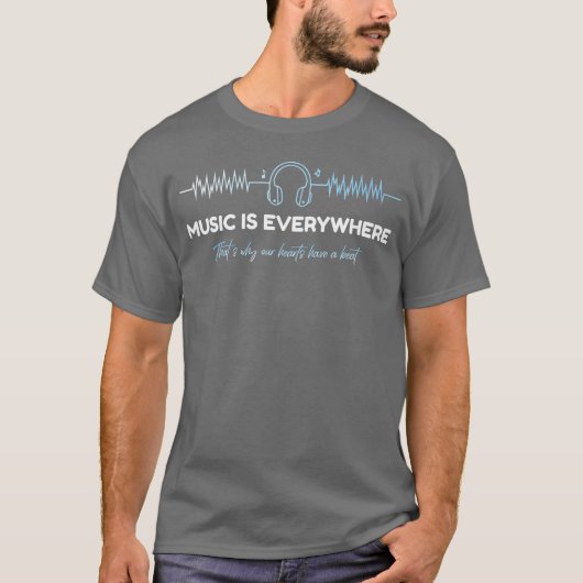 音楽はいたるところ家族 Tシャツ (正面)