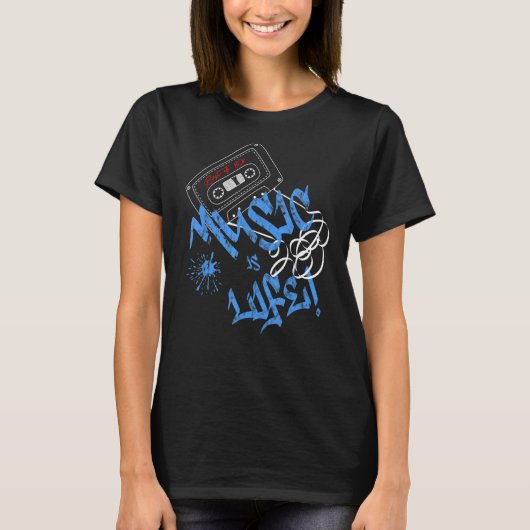 音楽は生活レトロなカセットヴィンテージは古く見える Tシャツ (正面)