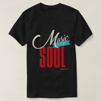 音楽は私の精神の人のTシャツにあります Tシャツ