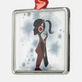 音楽を聞く女性の側面図 メタルオーナメント (左)