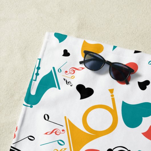 音楽カラフル楽器ノート&ハートパターン ビーチタオル (インサイチュ)