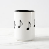 音楽ノートがコーヒーマグの間で踊る ツートーンマグカップ (中央)
