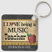 音楽教師であることが大好きです キーホルダー (裏面)