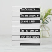 音楽=愛 ピアノの鍵盤 ウェディング インビテーション (スタンド正面)