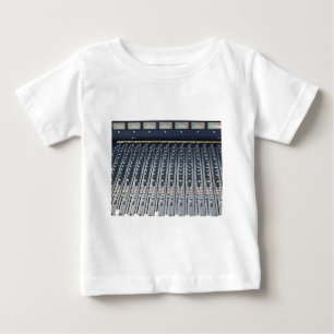 音楽soundboardのサウンド・ボードのミキサー ベビーTシャツ
