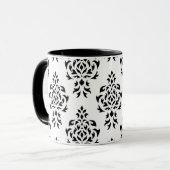 頂上のダマスク織の繰り返しパターン-白の黒 マグカップ (正面左)