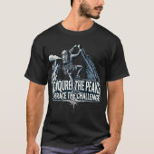 "頂上の制覇アドベンチャーTシャツ" Tシャツ (正面)