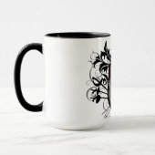 頂上の白のマグを囲う劇的な3つの武器 マグカップ (左)