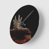 頂点に達されたnewtのlarve ラウンド壁時計 (傾斜)