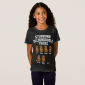 頑固なGoldendoodleトリックおもしろい犬トレーナーママ Tシャツ (正面フル)