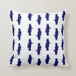 頑固者のナマズ クッション