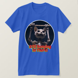 頑張ってるネコ Tシャツ